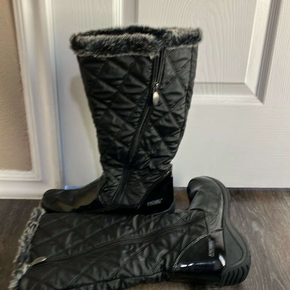 Winter boots. Size 9, black with black and grey faux fur lining